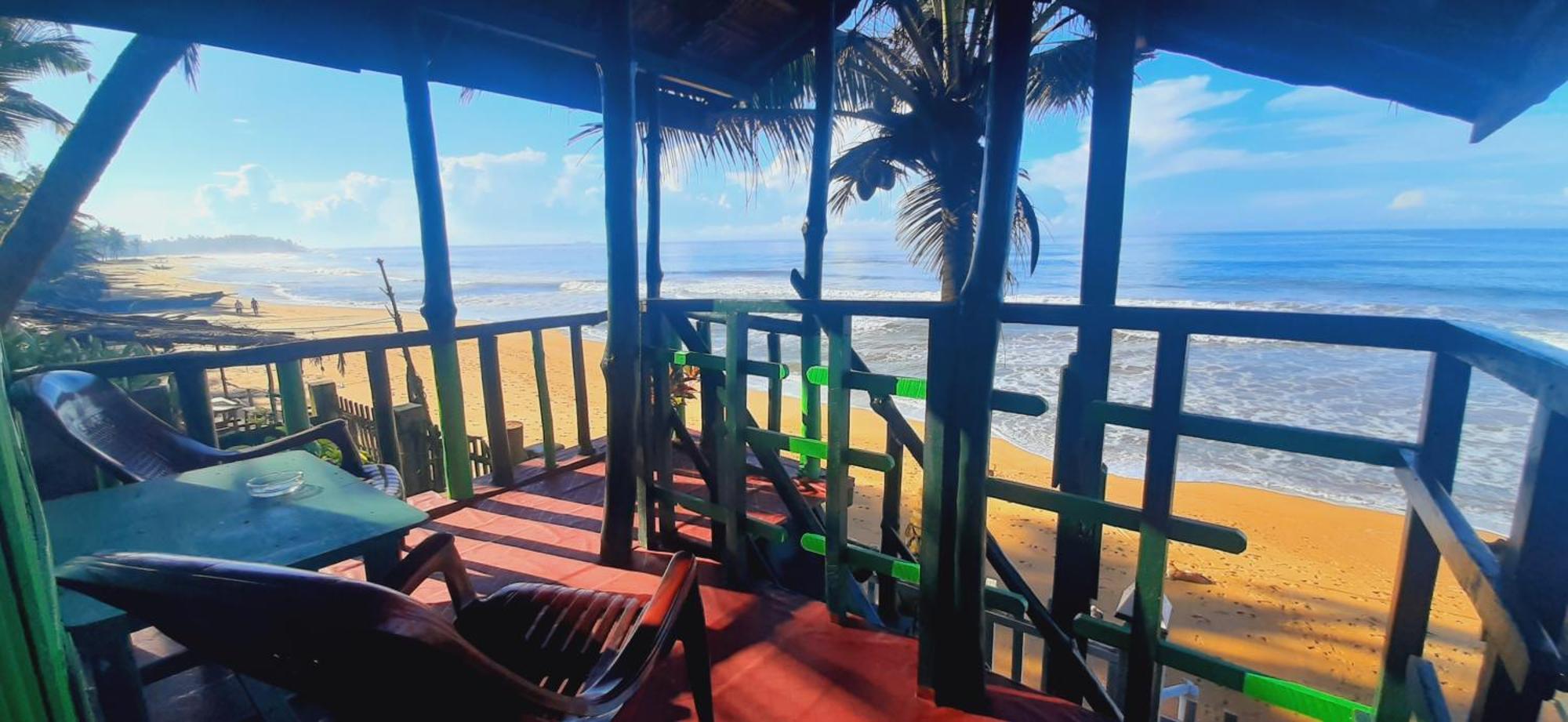 Luna Beach Home & Cabanas Galle Exterior foto